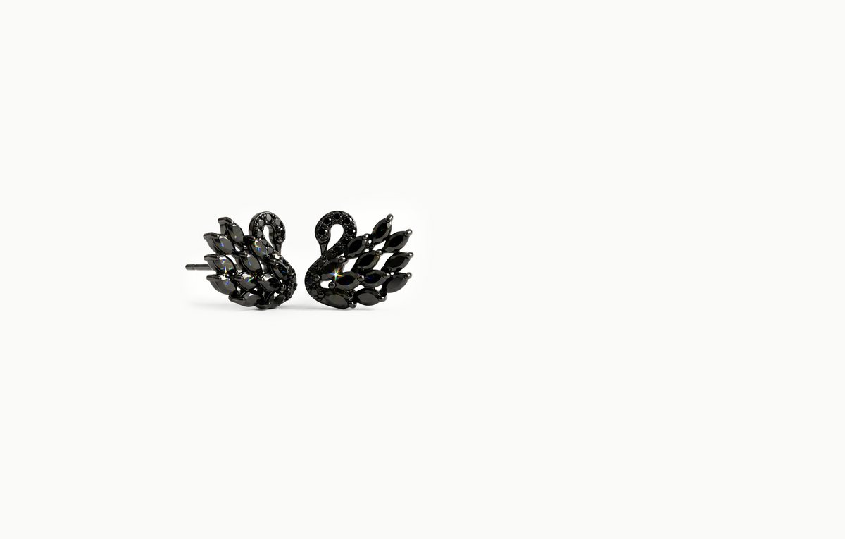 Black swan stud earrings made of black crystals