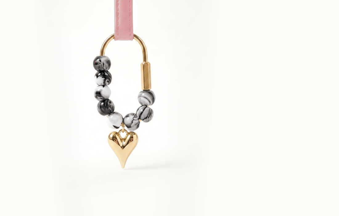 Tuxedo Beaded Heart Carabiner