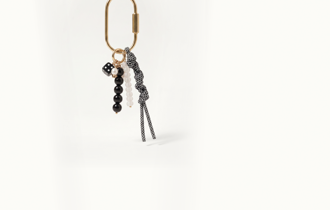 Midnight Stone Carabiner Cord Set