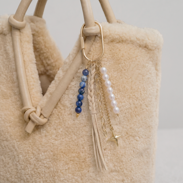 Coastal Threads Carabiner Set
